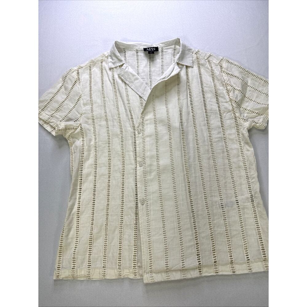 BoohooMAN Open Weave Camp Shirt Mens Small Ivory Button Front Short Sleeve